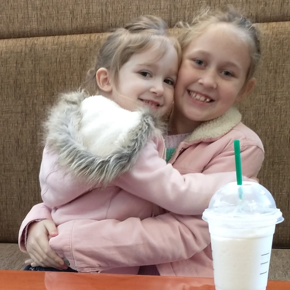 Meet your Posher, Meredith - Picture 2 of 2